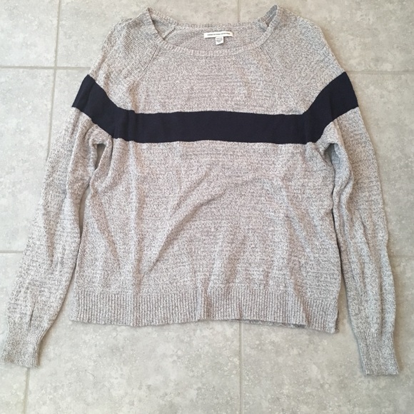 AEO Sweater - Picture 1 of 3